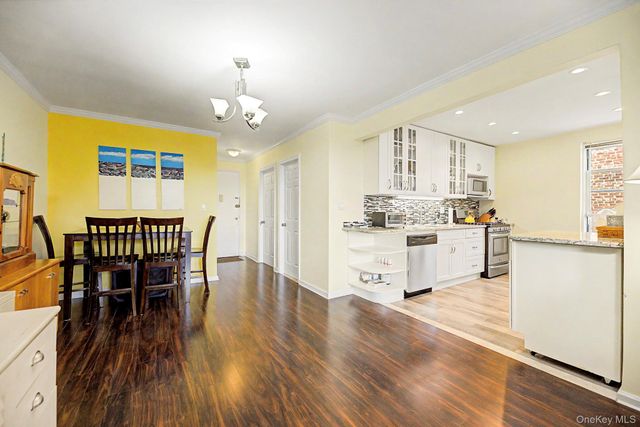 1300 Midland Avenue C-73, Yonkers, NY 10704