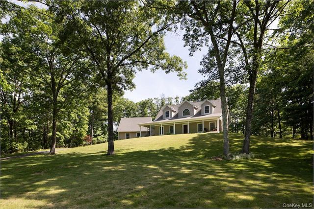 82 Maple Hill Lane, Pine Plains, NY 12567