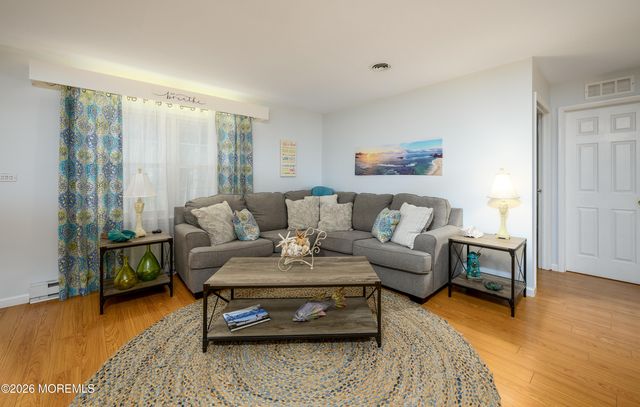 45A Cambridge Court, Lakewood, NJ 08701