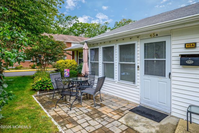 45A Cambridge Court, Lakewood, NJ 08701