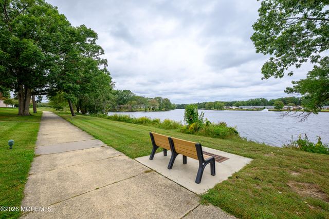 45A Cambridge Court, Lakewood, NJ 08701