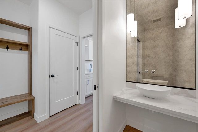 713 ROYAL ST PATS DRIVE, Wrightstown, WI 54180