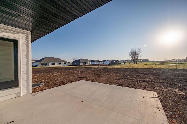 713 ROYAL ST PATS DRIVE, Wrightstown, WI 54180