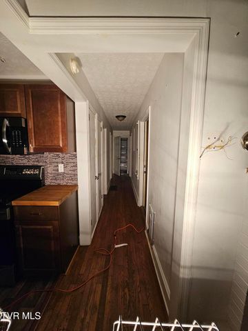 3910 Bond Drive, Kingsport, TN 37664