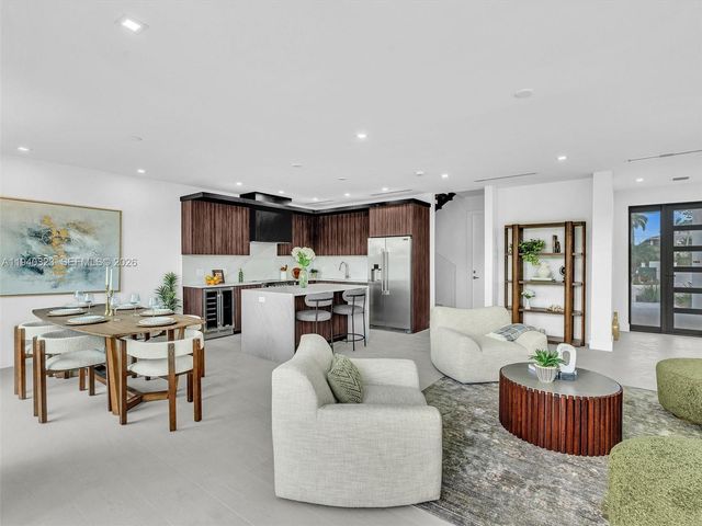 4640 SW 32nd Ave D1, Dania Beach, FL 33312