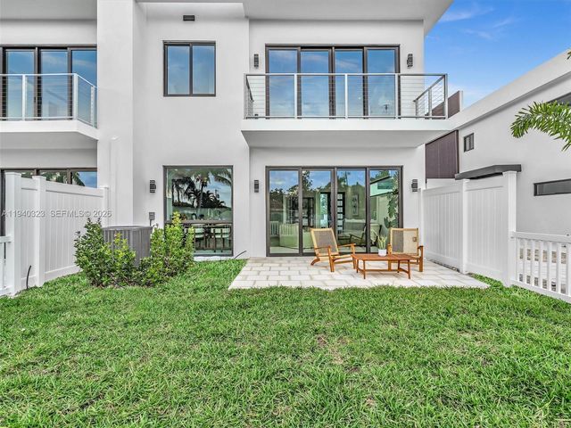 4640 SW 32nd Ave D1, Dania Beach, FL 33312