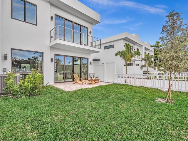 4640 SW 32nd Ave D1, Dania Beach, FL 33312