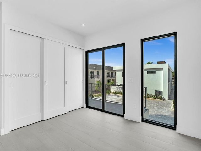 4640 SW 32nd Ave D1, Dania Beach, FL 33312