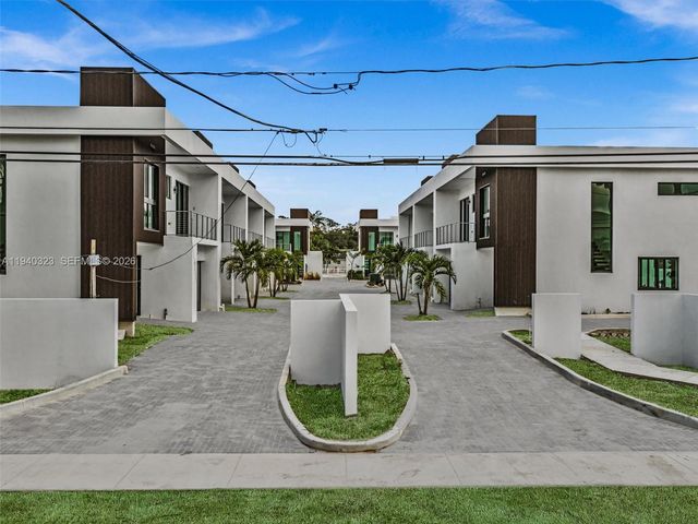 4640 SW 32nd Ave D1, Dania Beach, FL 33312