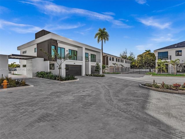 4640 SW 32nd Ave D1, Dania Beach, FL 33312