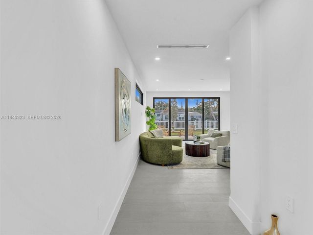 4640 SW 32nd Ave D1, Dania Beach, FL 33312