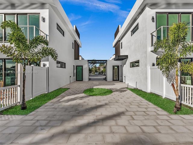 4640 SW 32nd Ave D1, Dania Beach, FL 33312