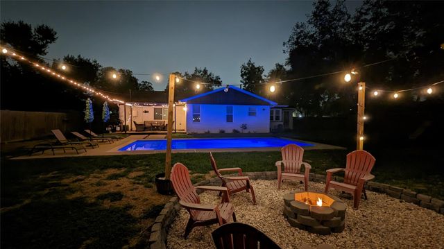 6811 Heron Drive, Houston, TX 77087