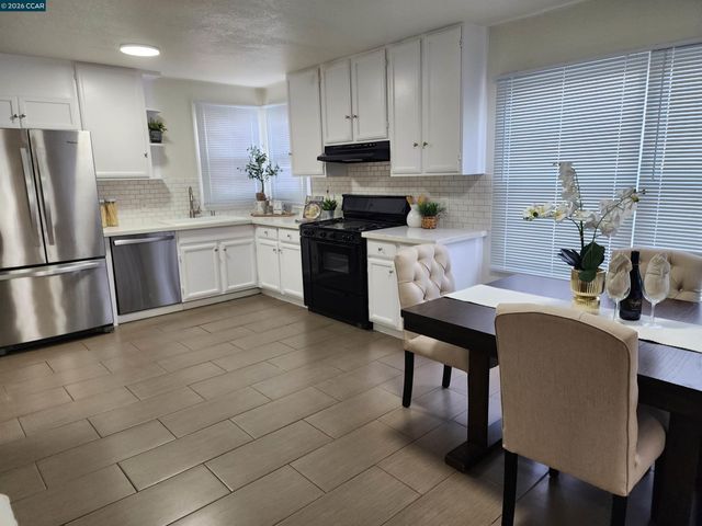 2387 Humphrey Avenue, Richmond, CA 94804