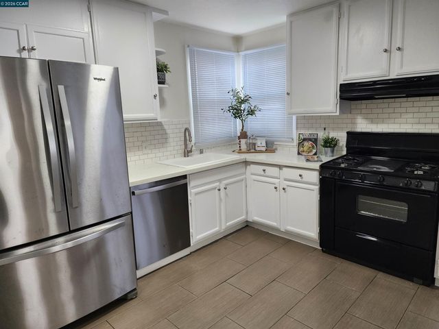 2387 Humphrey Avenue, Richmond, CA 94804