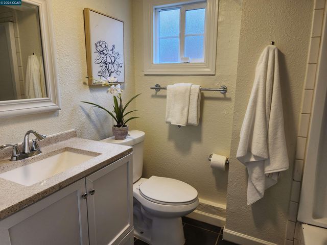 2387 Humphrey Avenue, Richmond, CA 94804