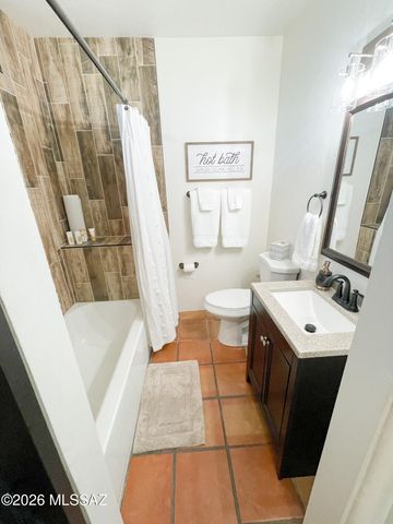 936 E Navajo Road, Tucson, AZ 85719