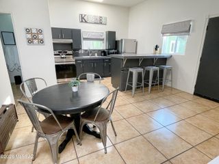 936 E Navajo Road, Tucson, AZ 85719