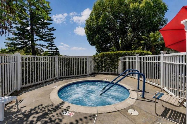 4470 Garnet, Oceanside, CA 92056