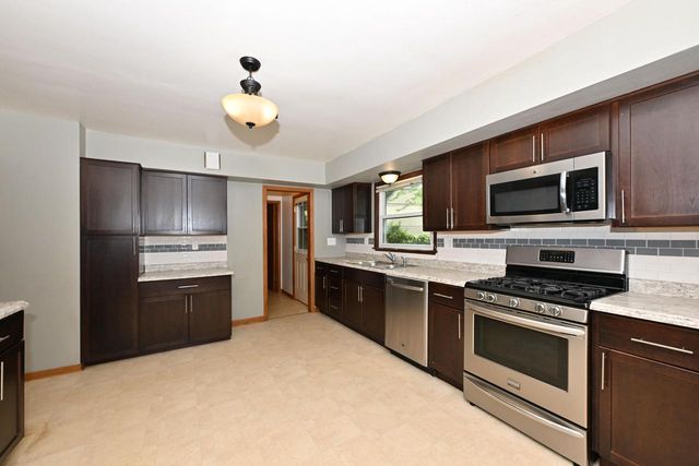 3825 Saint Clair STREET, Racine, WI 53402