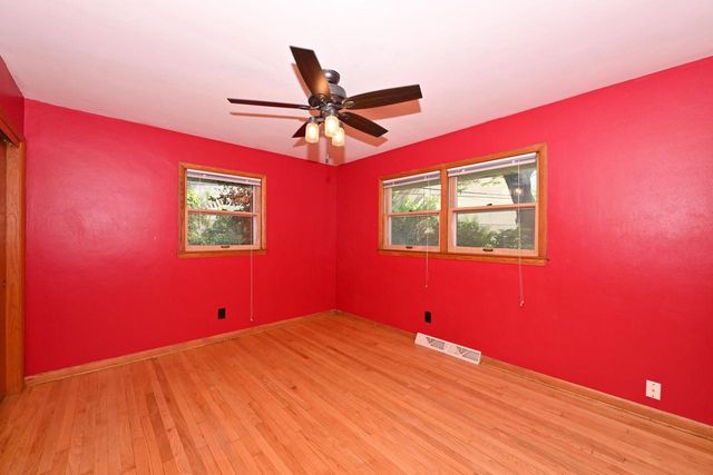 3825 Saint Clair STREET, Racine, WI 53402