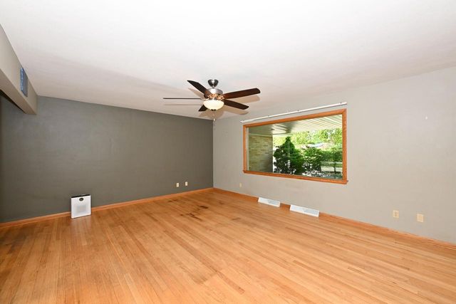 3825 Saint Clair STREET, Racine, WI 53402