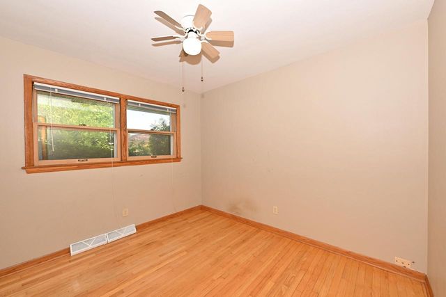 3825 Saint Clair STREET, Racine, WI 53402