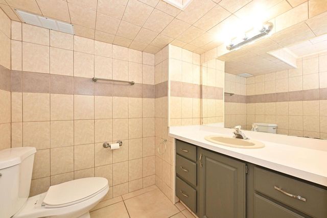 3825 Saint Clair STREET, Racine, WI 53402