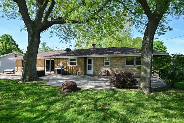 3825 Saint Clair STREET, Racine, WI 53402