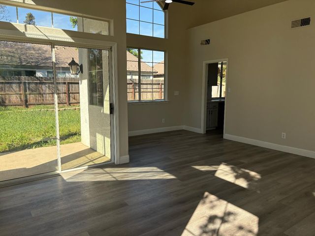 5930 W Birch Avenue, Fresno, CA 93722