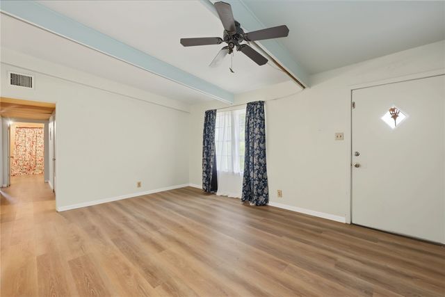 713 Sam St, Corpus Christi, TX 78412