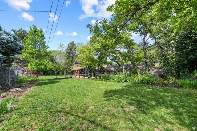 187 W BAYVIEW DR, Farmington, UT 84025