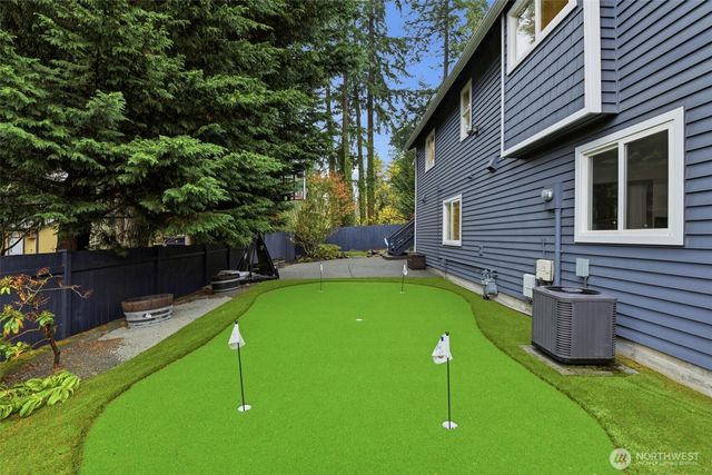 21505 W 84th Avenue W, Edmonds, WA 98026