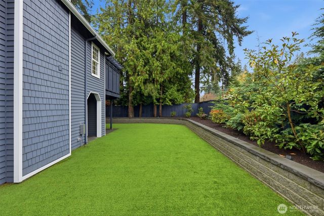 21505 W 84th Avenue W, Edmonds, WA 98026