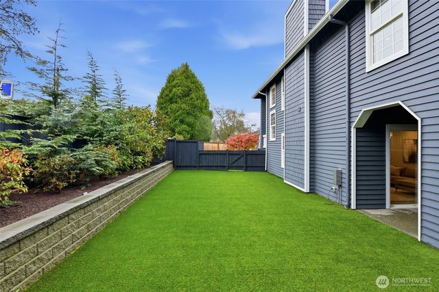 21505 W 84th Avenue W, Edmonds, WA 98026