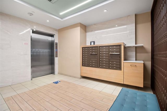 1145 GULF OF MEXICO DRIVE 401, Longboat Key, FL 34228