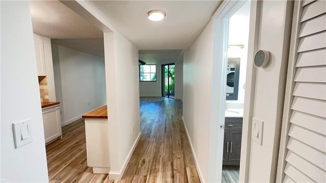 101 Ocean Ln Drive, Miami, FL 33149