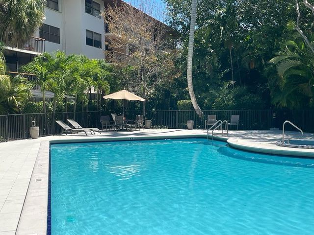 101 Ocean Ln Drive, Miami, FL 33149