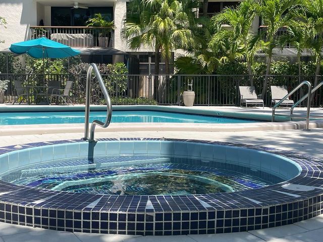 101 Ocean Ln Drive, Miami, FL 33149