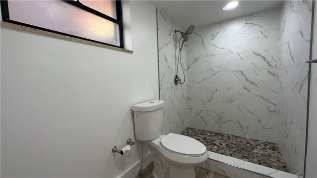 101 Ocean Ln Drive, Miami, FL 33149