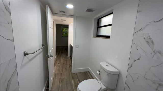 101 Ocean Ln Drive, Miami, FL 33149