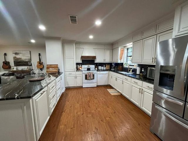 89 KAREN Drive, Deville, LA 71328