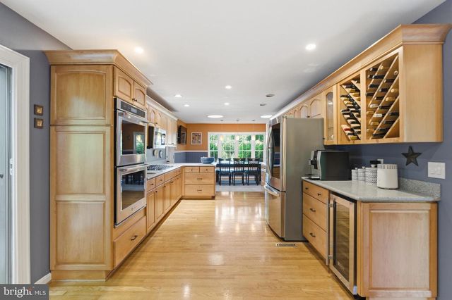 2507 TORON CT, Alexandria, VA 22306
