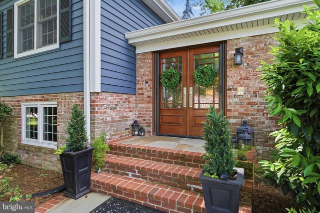 2507 TORON CT, Alexandria, VA 22306