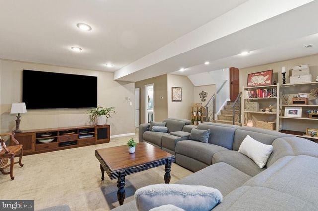 2507 TORON CT, Alexandria, VA 22306