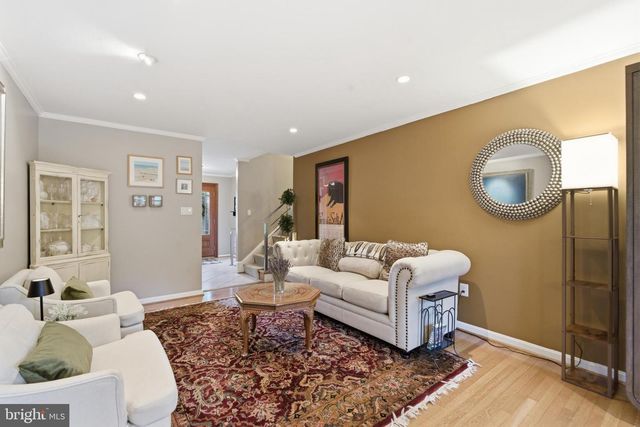 2507 TORON CT, Alexandria, VA 22306