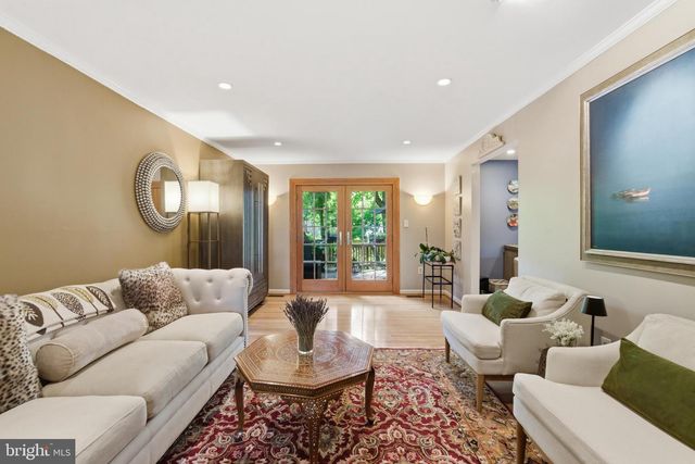 2507 TORON CT, Alexandria, VA 22306
