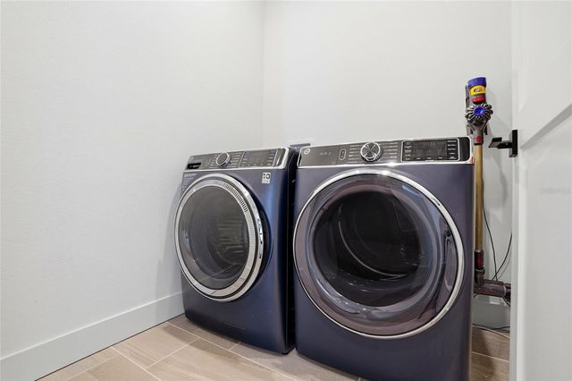 2736 5TH AVE S AVENUE S 4, St Petersburg, FL 33712