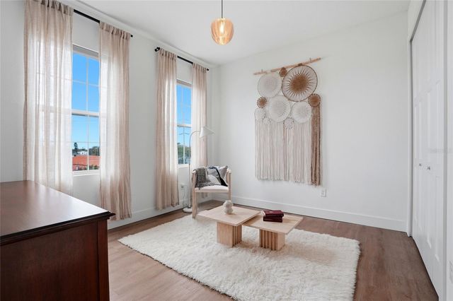 2736 5TH AVE S AVENUE S 4, St Petersburg, FL 33712