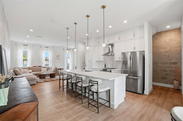 2736 5TH AVE S AVENUE S 4, St Petersburg, FL 33712